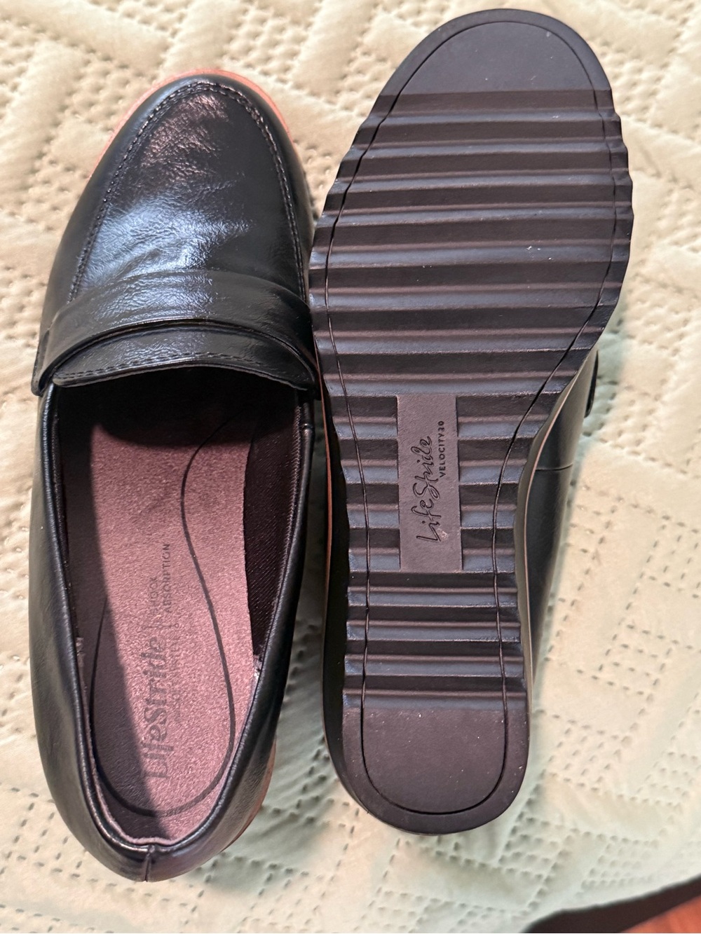 LifeStride Zed 2 Round Toe Loafers in Black - Picture 5 of 6